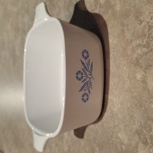 Corningware 2 and 3/4 cup baking dish